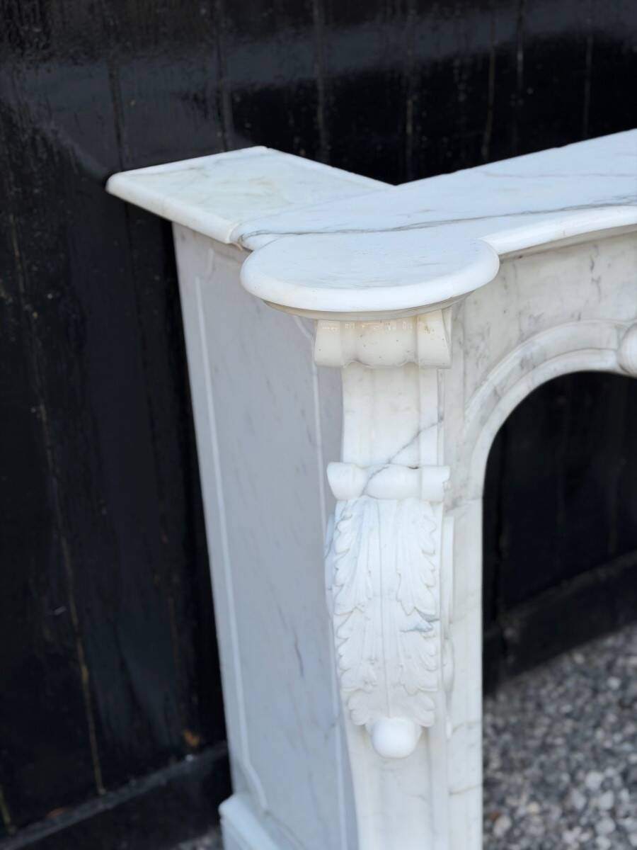 Louis XV style fireplace in Carrara marble, circa 1980.