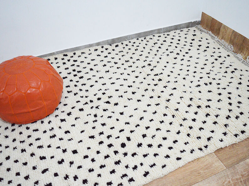 Handmade moroccan berber carpet 260 x 160cm