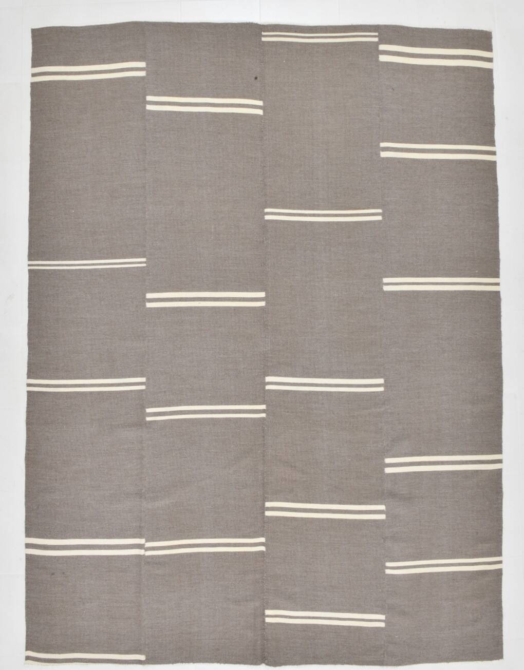 8x11 Grey & Beige Wool Kilim Rug, 235x317 Cm
