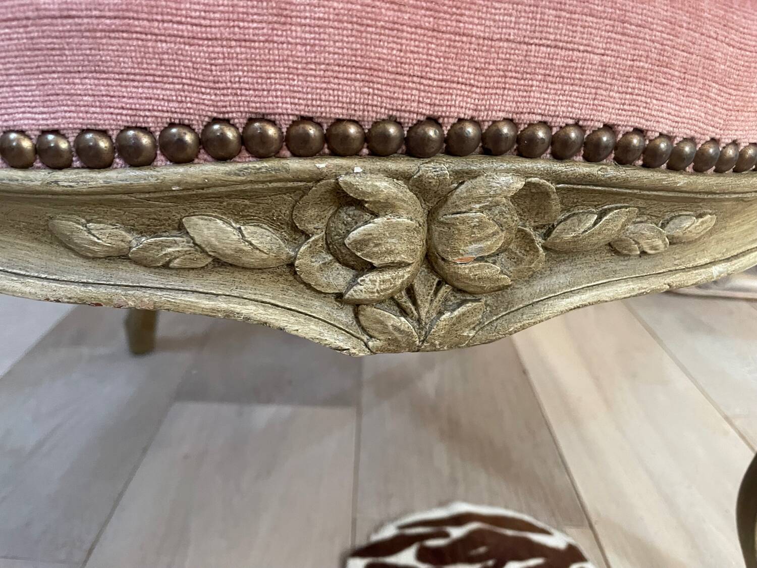 Paire de fauteuils cabriolet Louis XV