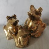 Brass frogs