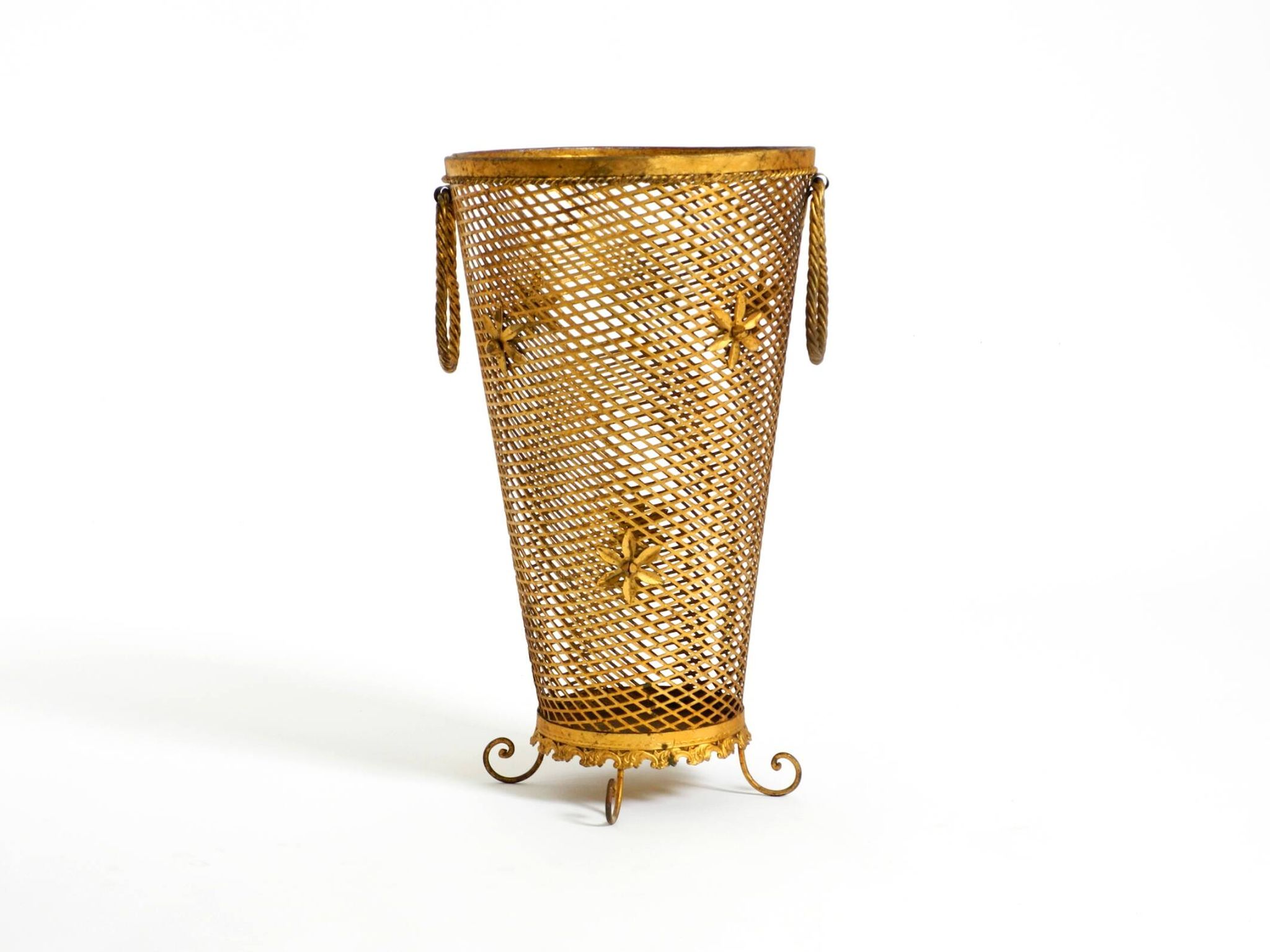 Large Mid-Century Regency umbrella stand made of gilded metal, Italy 1960s