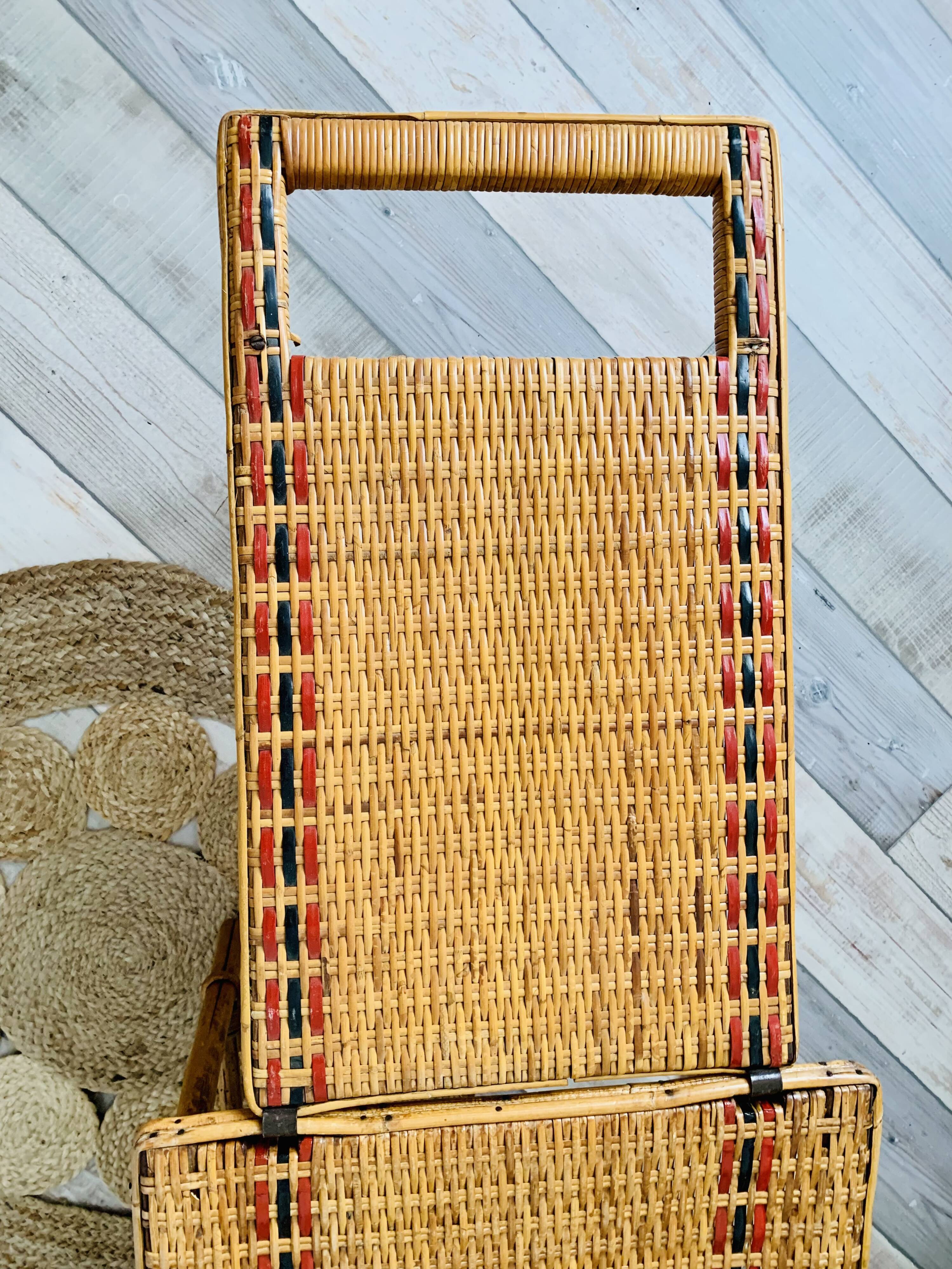 Antique chaise longue