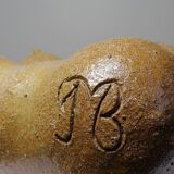 Small sculptural Venus in sandstone, bust of a woman, signed vintage, 90s