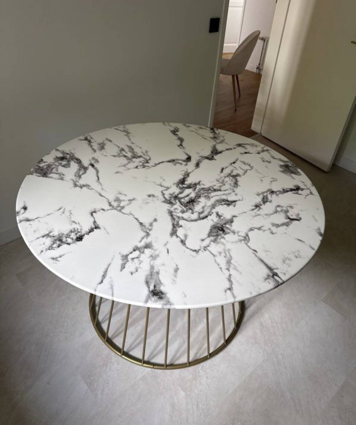 Round table 120cm