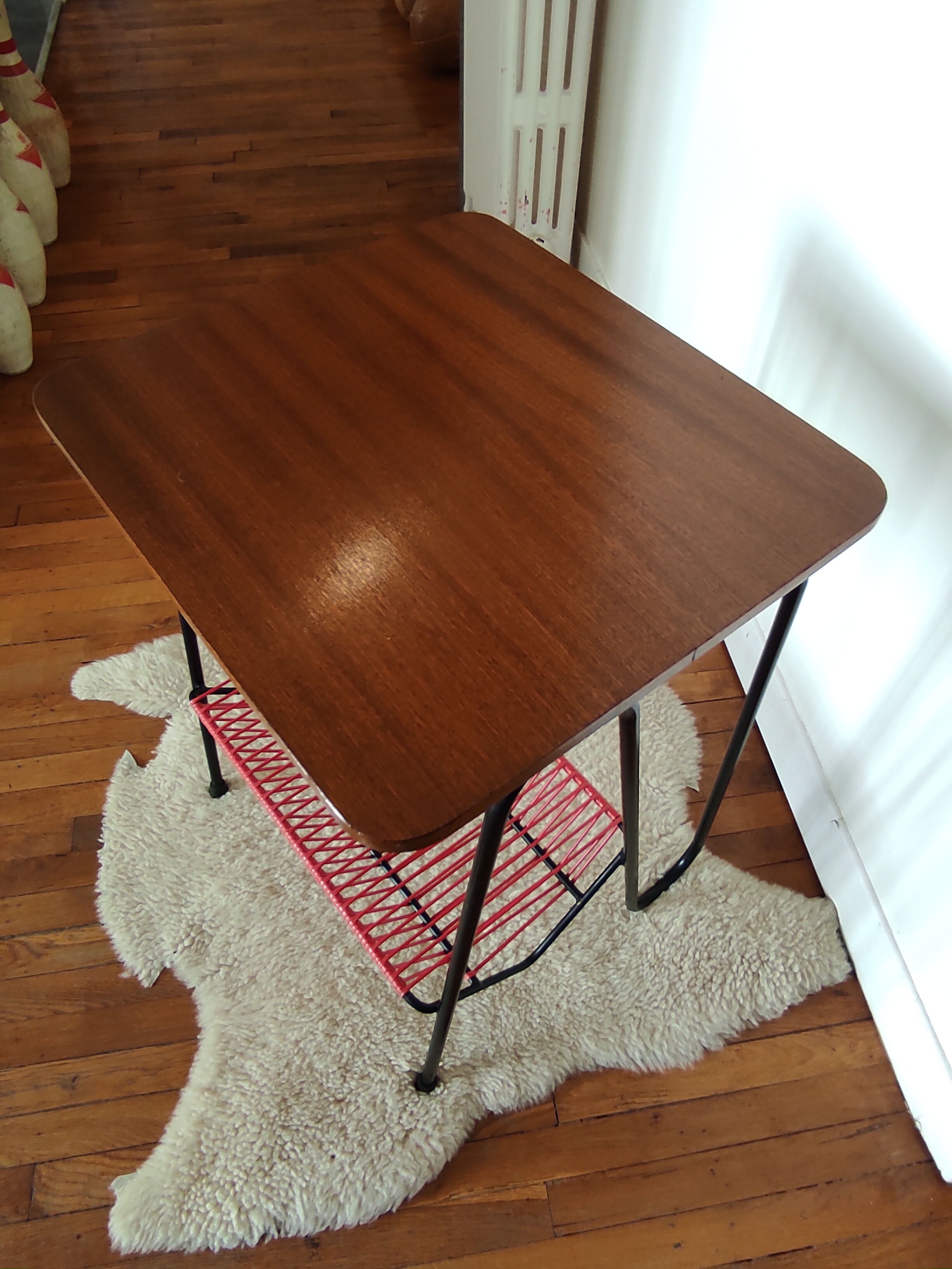 Scoubidou vinyl door