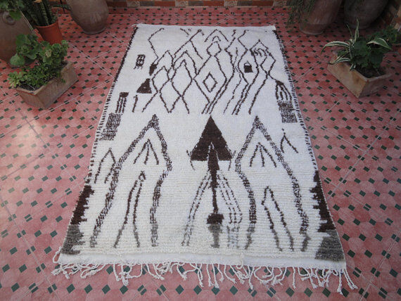 Carpet Beni Ouarain 226 x 141 cm