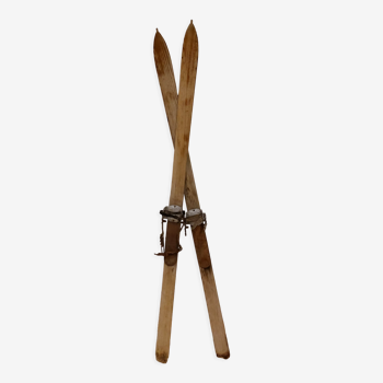 Pair of old skis in wood and zinc 175 cm