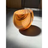 Artistic vase in Murano-attributed glass, early 21st century, featuring col.