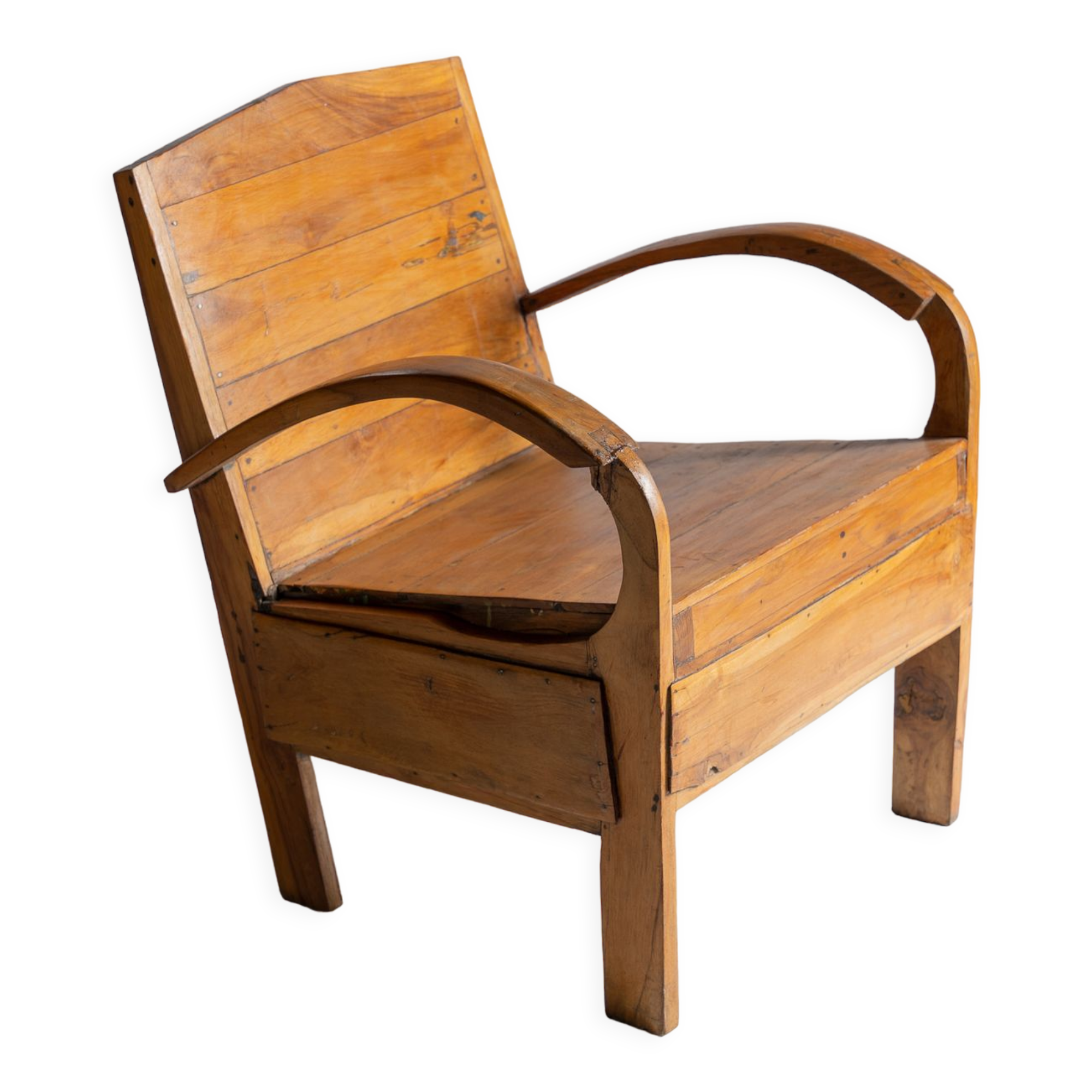 Fauteuil asiatique en lattes de bois upcyclé