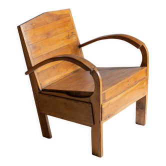 Asian armchair in upcycled wooden slats