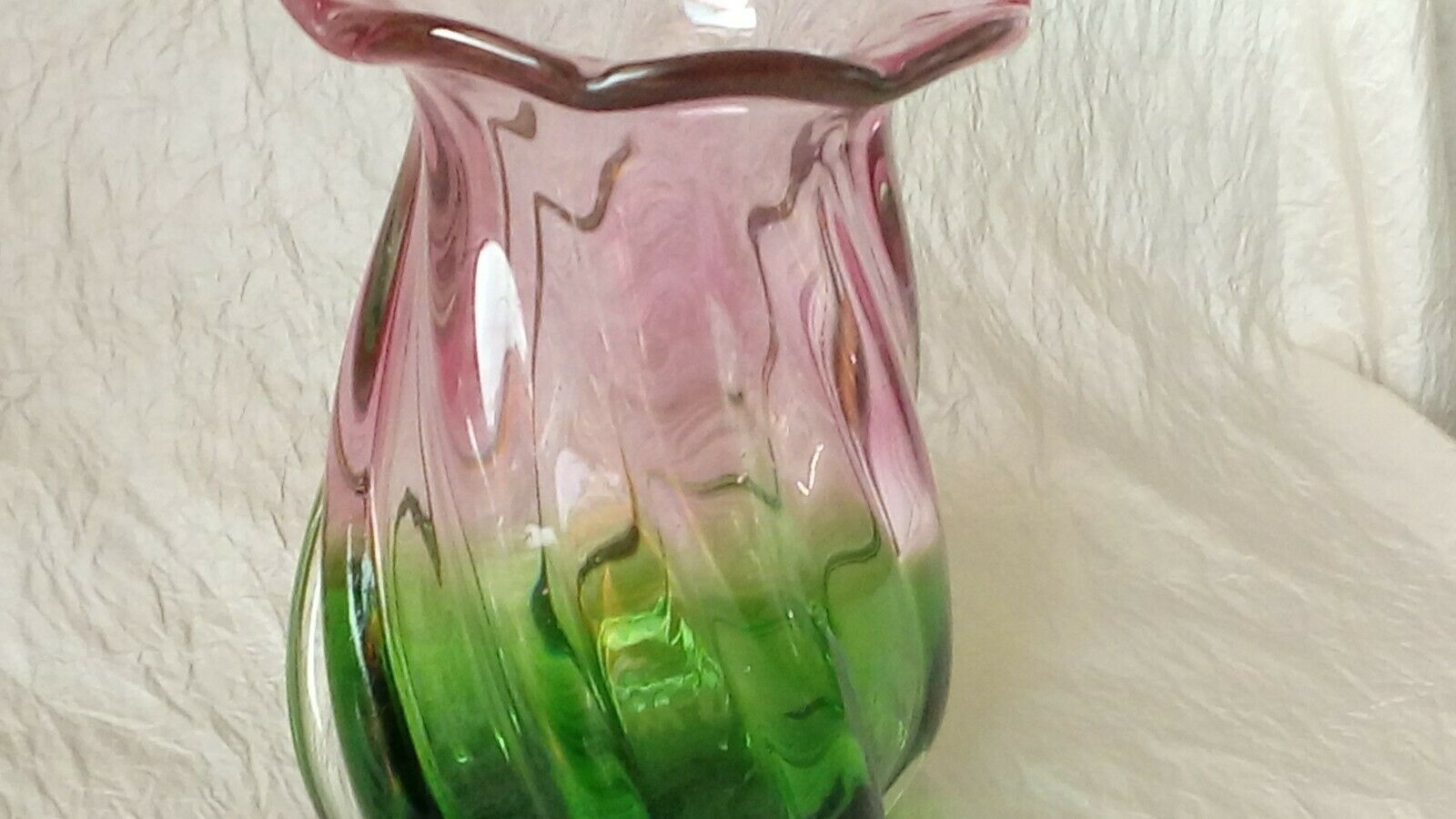 Bicolor twisted glass vase years 70'