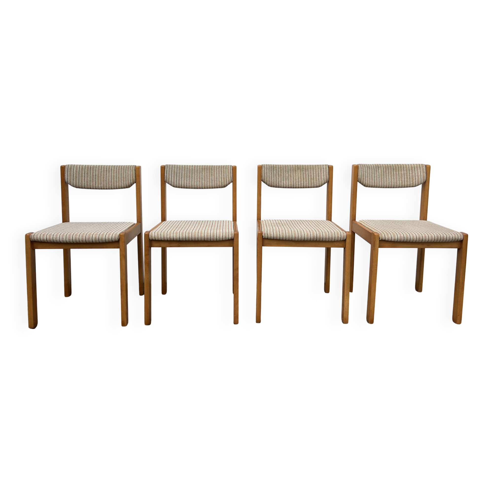 Set of 4 vintage chairs