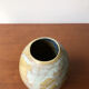 Vase émail bleu et beige