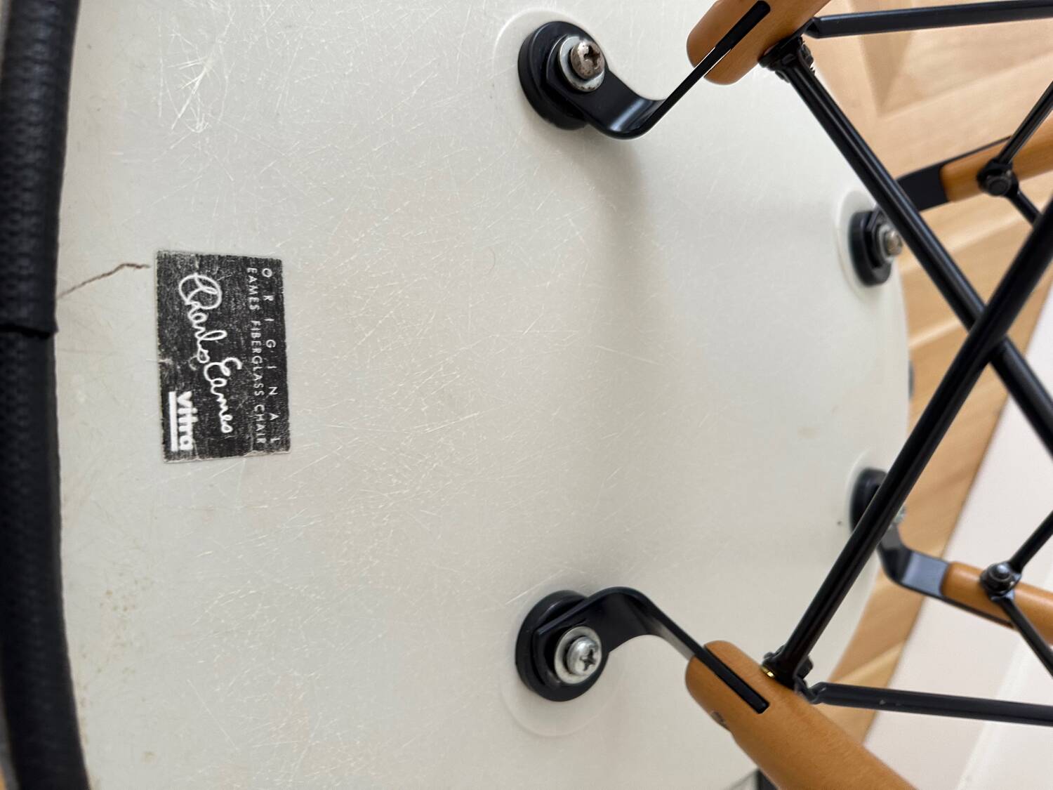 Eames Plastic Chair DSW - Upholstered Chair