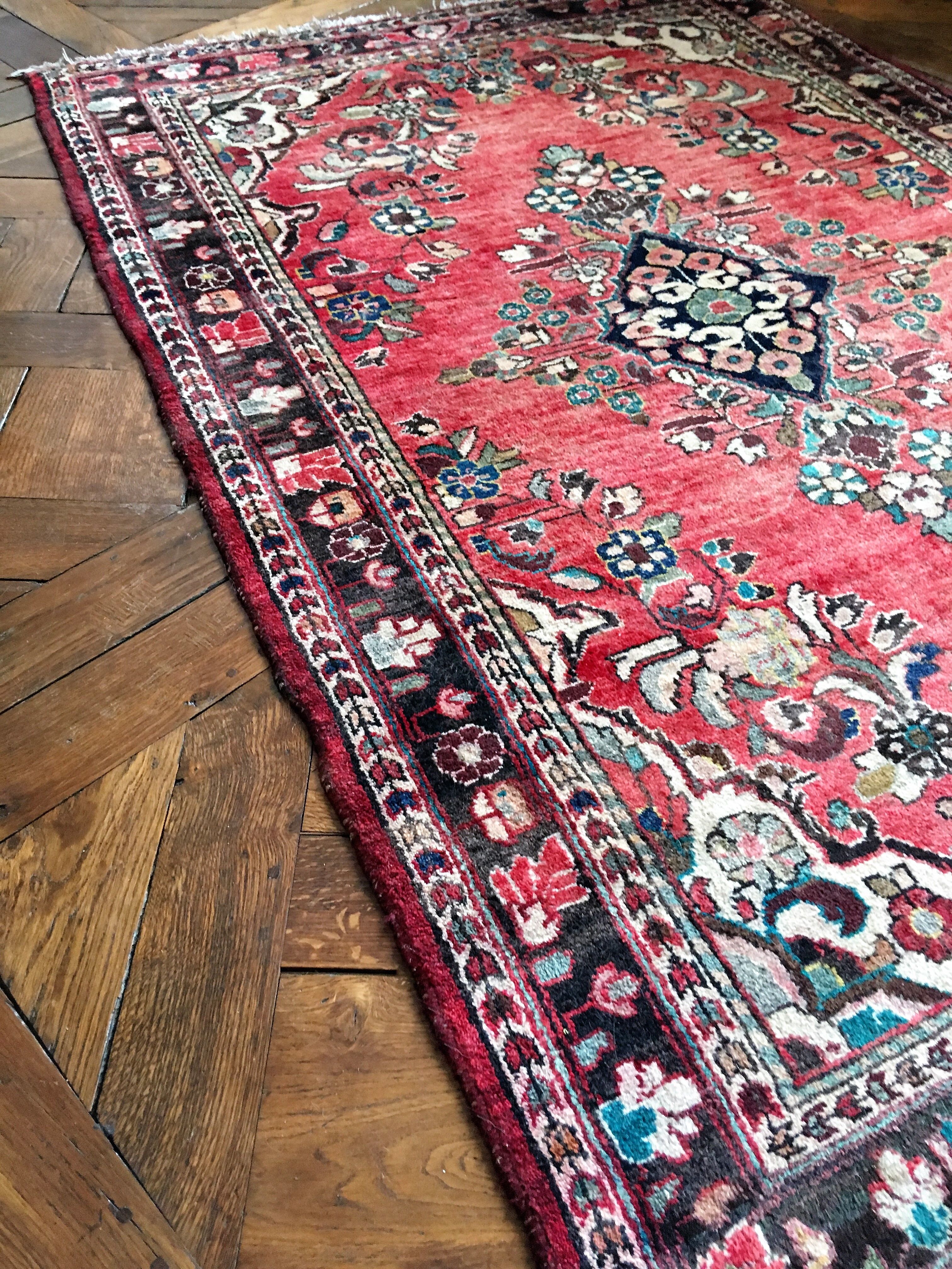 Azari Persian rug 100% wool origin Iran hand-tied 197 X 134cm