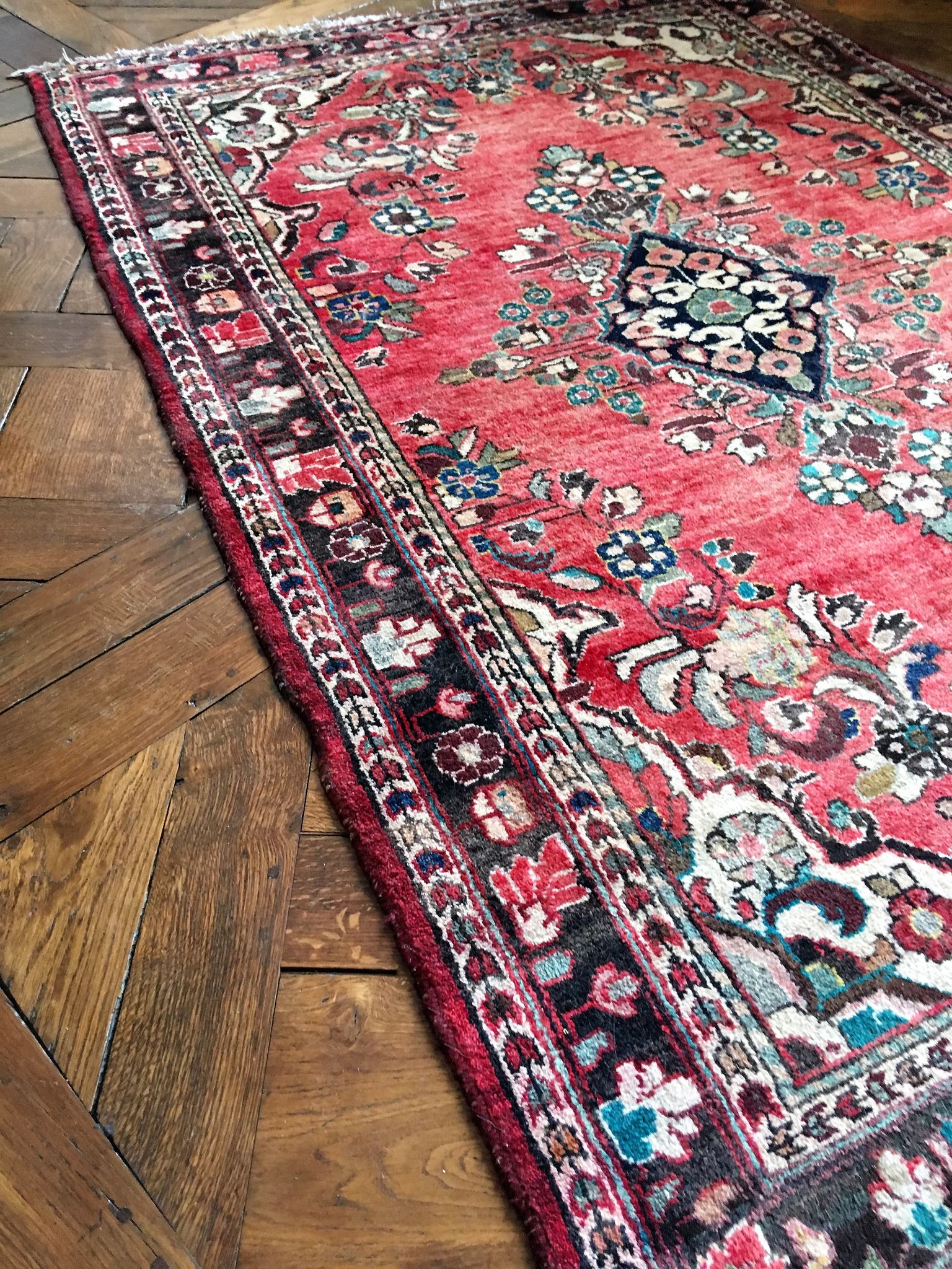 Azari Persian rug 100% wool origin Iran hand-tied 197 X 134cm