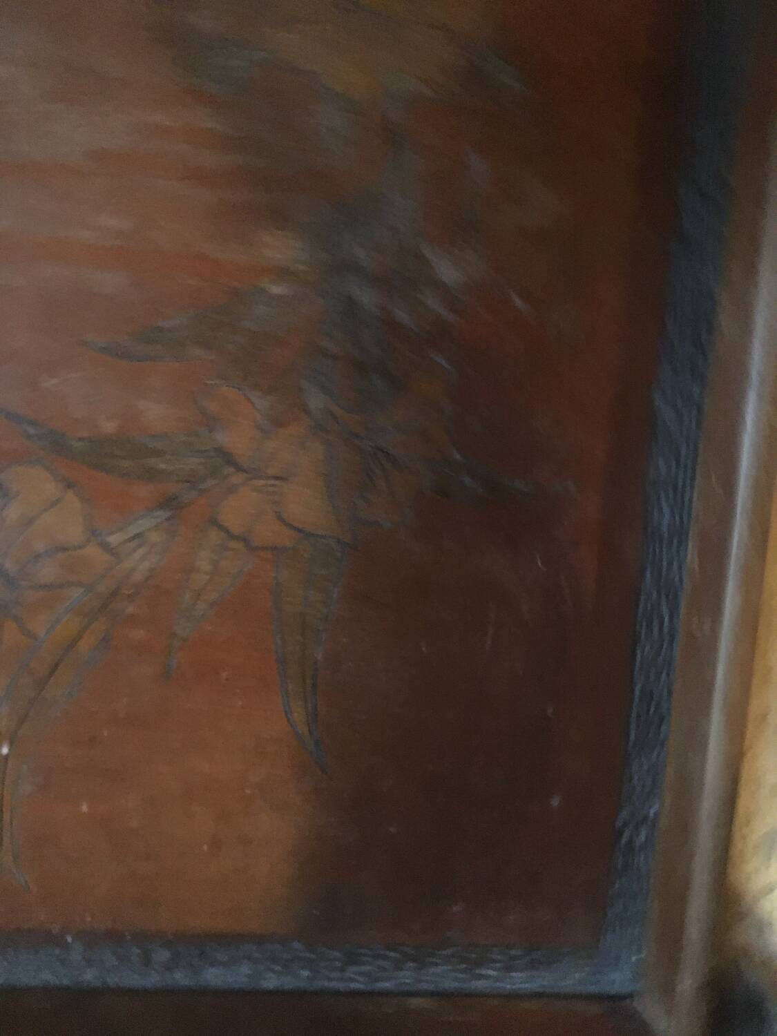 Plateau en bois sculpté