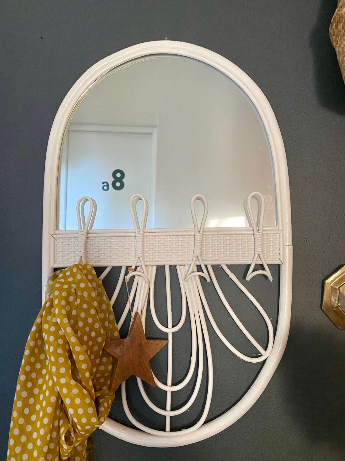 Miroir en rotin blanc