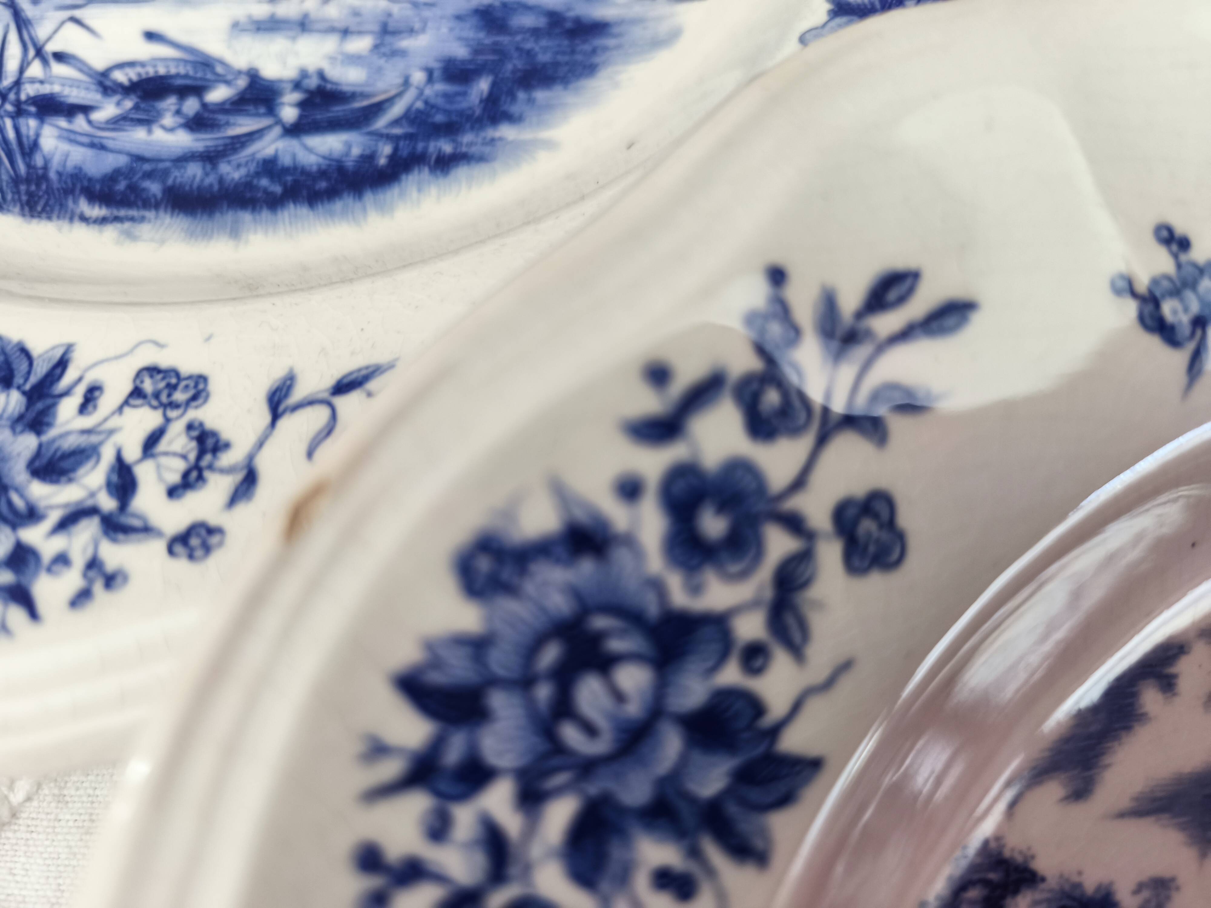 Lot de 5 assiettes creuses Sarreguemines modèle Romantic bleu