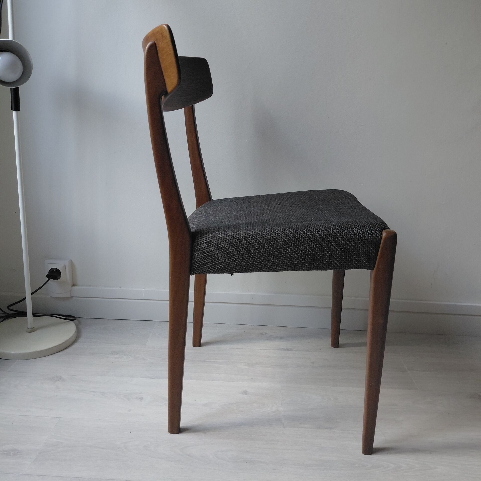 vintage Swedish Scandinavian chairs TRIBO – P. Karaborgs Möbelindust