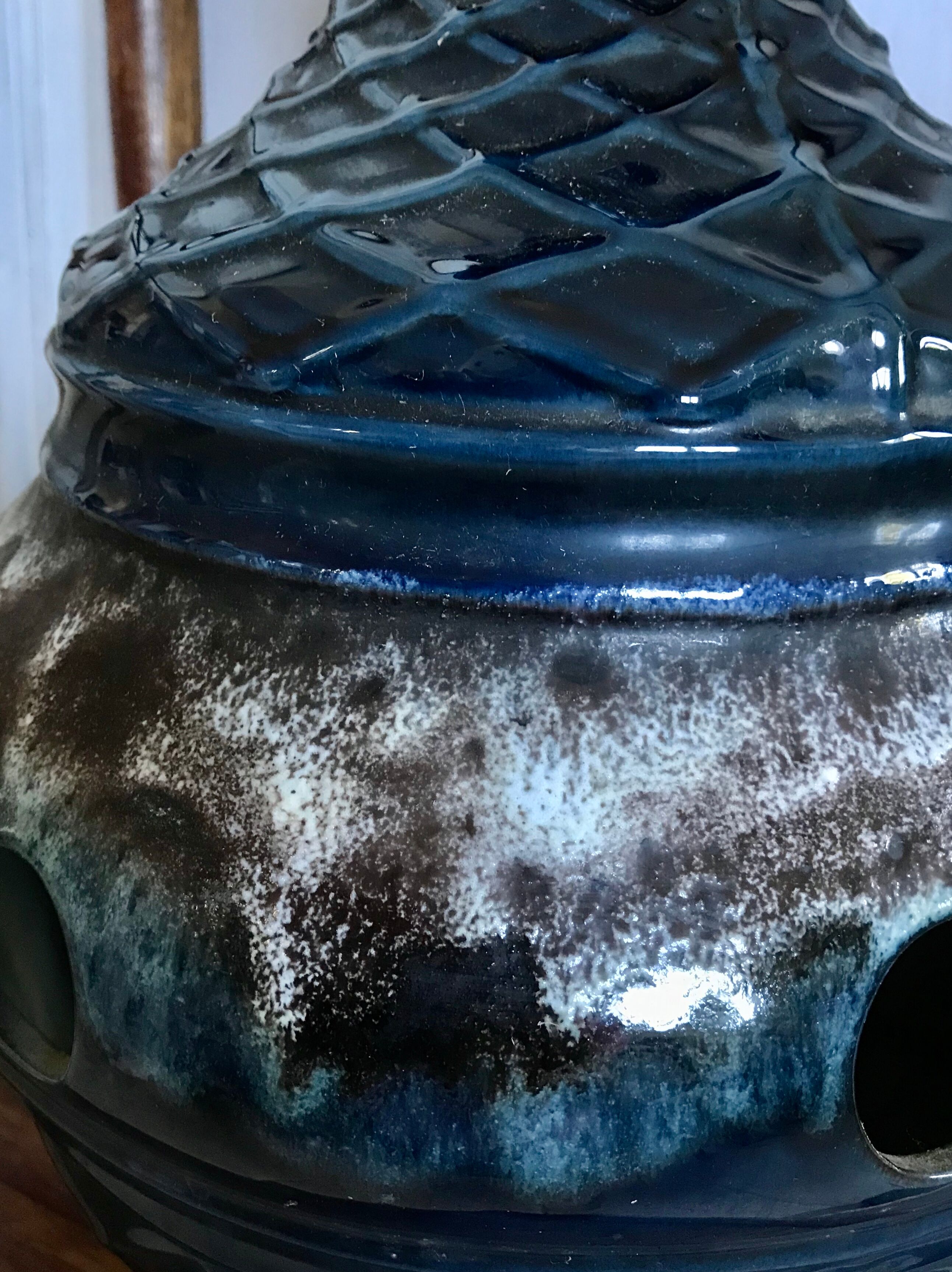 Vintage ceramic footlamp