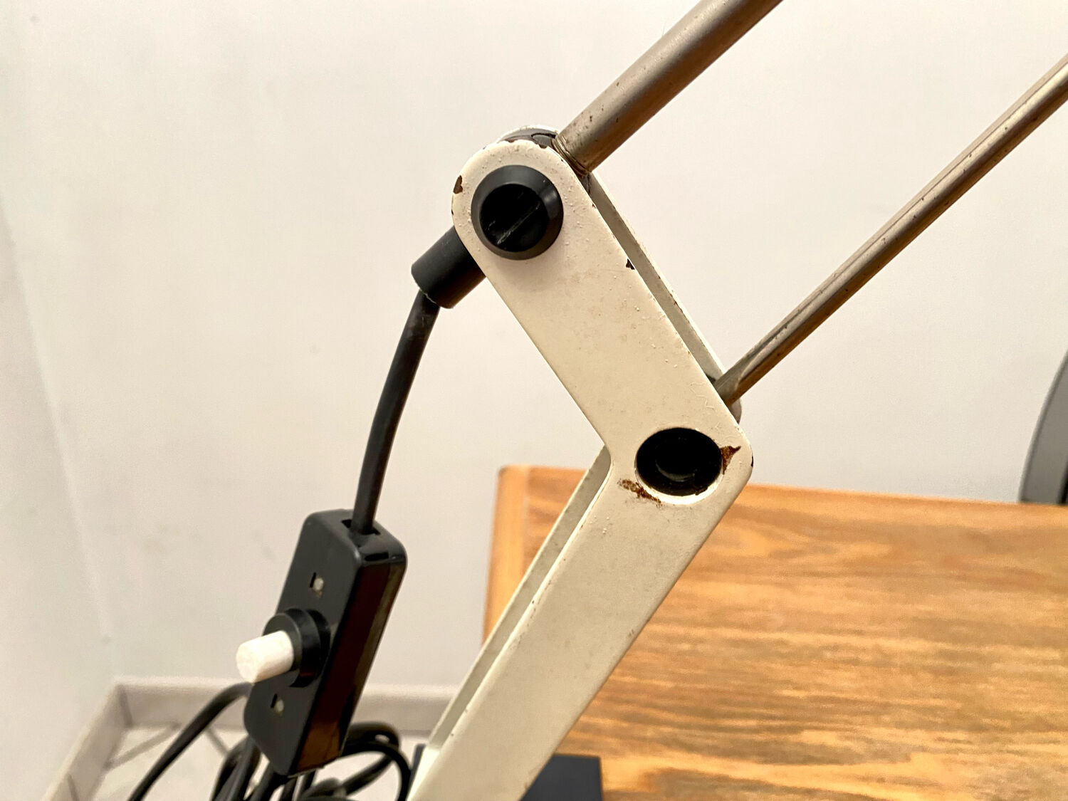 Articulated desk lamp Ex-GDR vintage 70s-80s