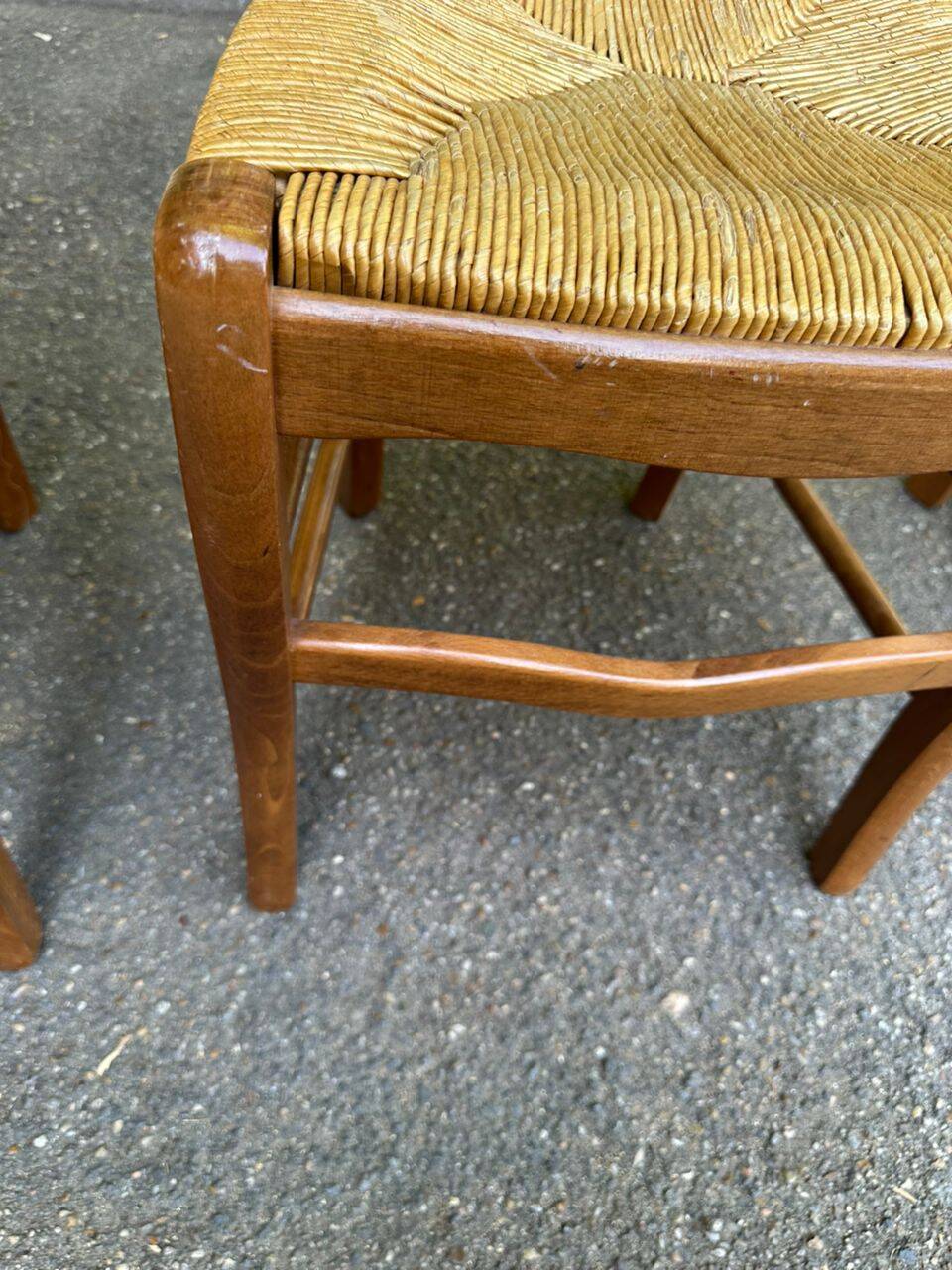 4 solid wood kitchen chairs with rush seats