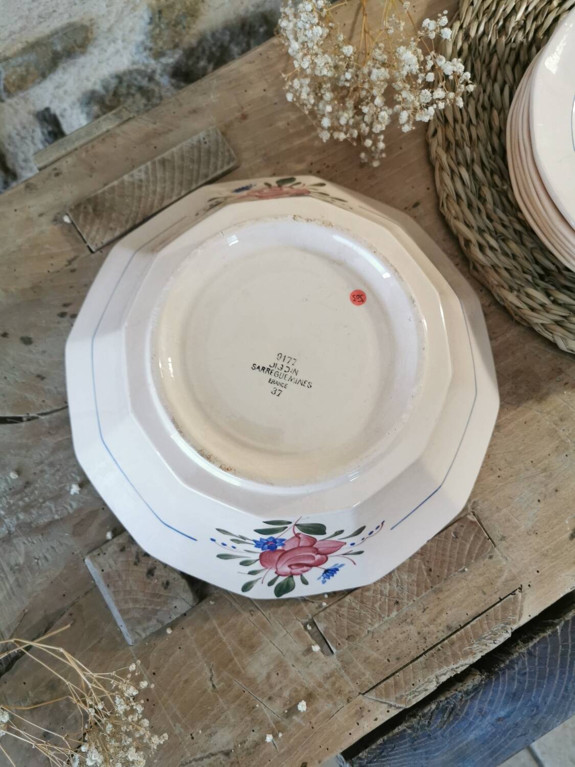 Digoin Sarreguemines pink salad bowl