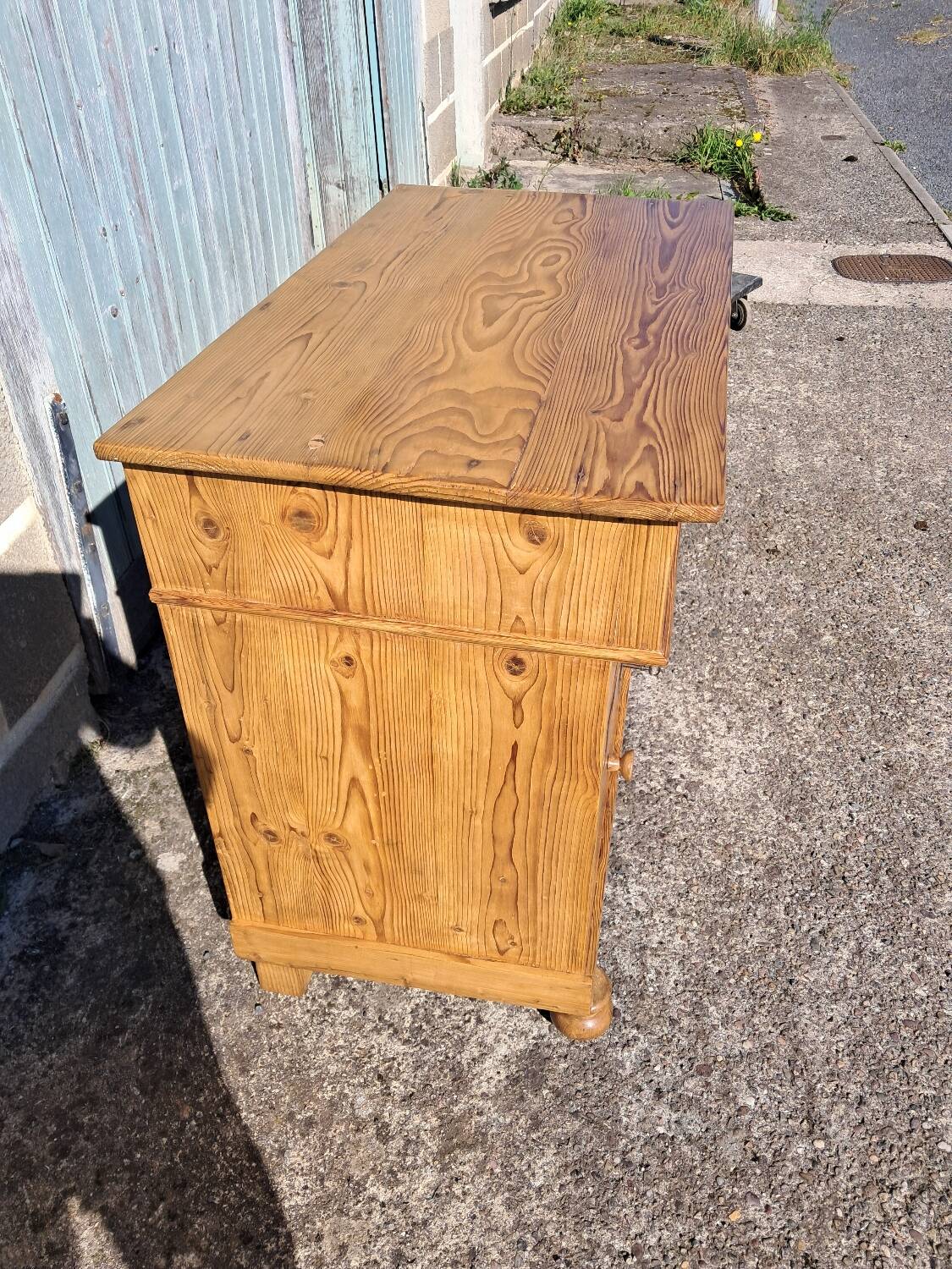 Fir chest of drawers