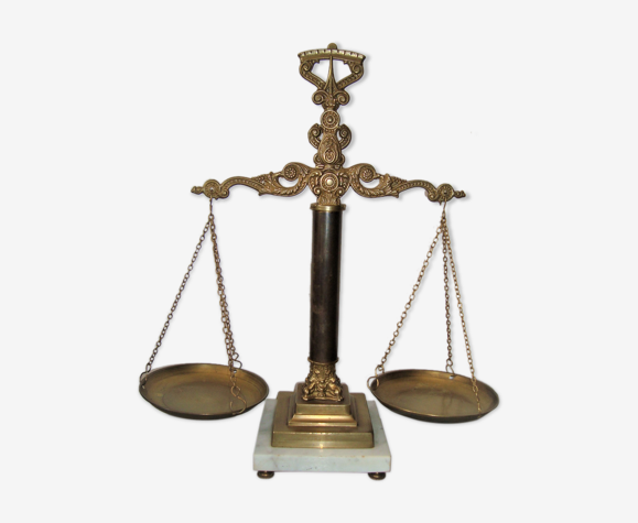 Balance justice brass base marble vintage 50