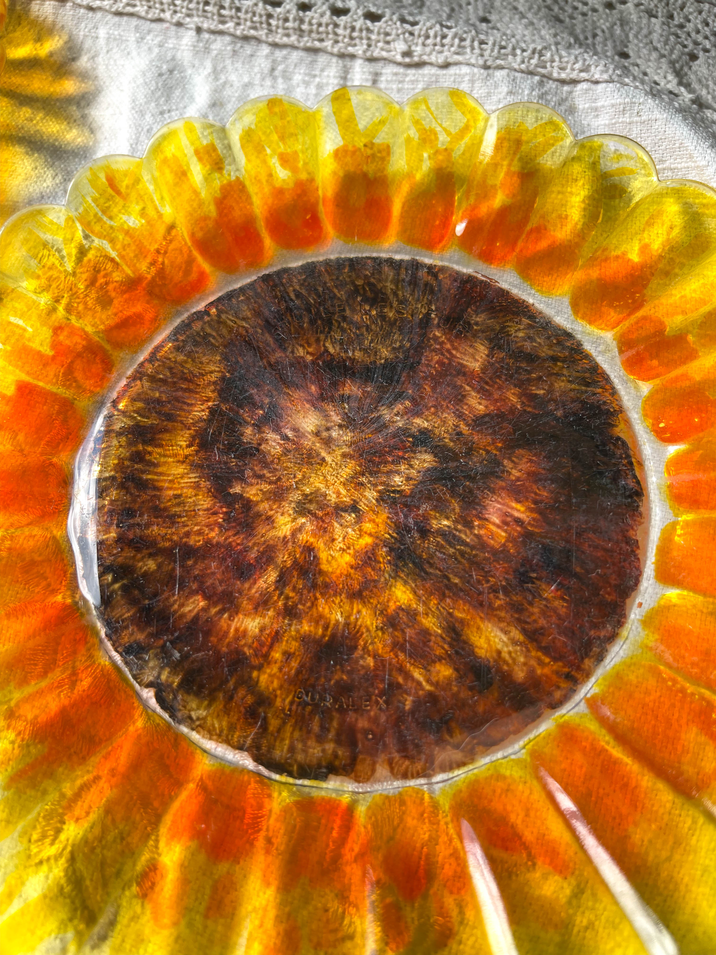 9 small plates sunflower oil lesieur Duralex
