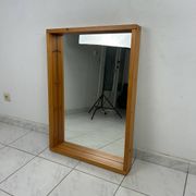 Miroir scandinave vintage en bois de pin