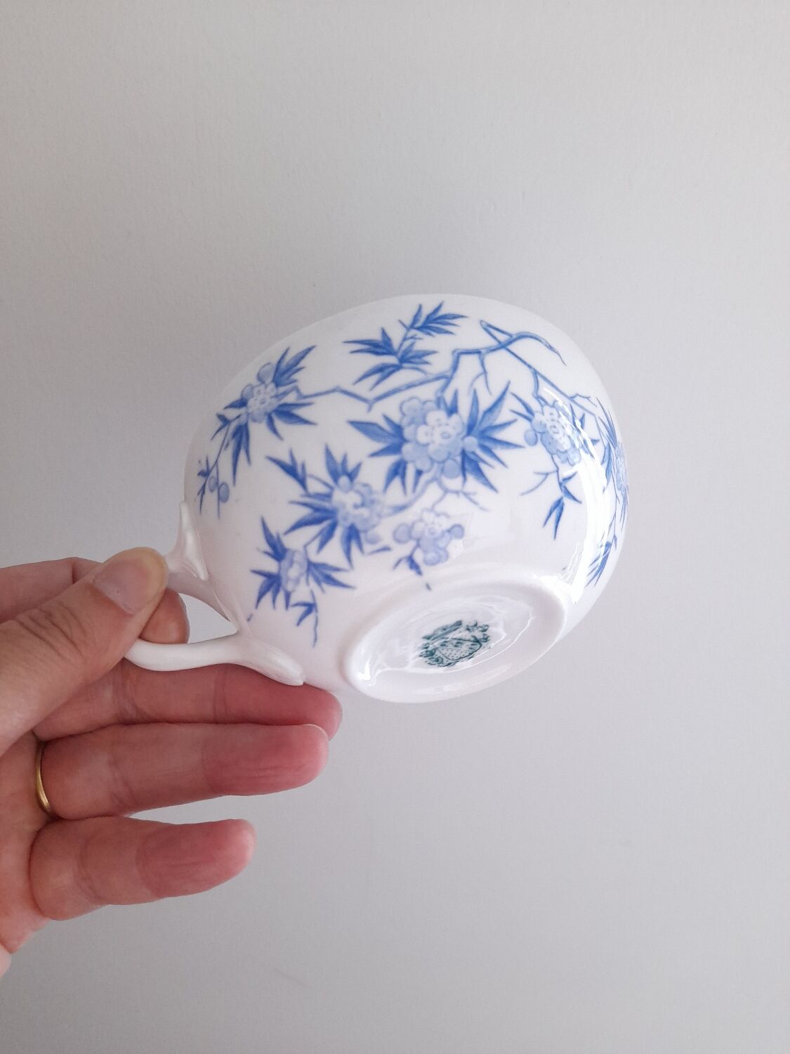 2 tea cups fine porcelain Sarreguemines