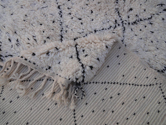 Carpet beni ouarain 242 x 152 cm