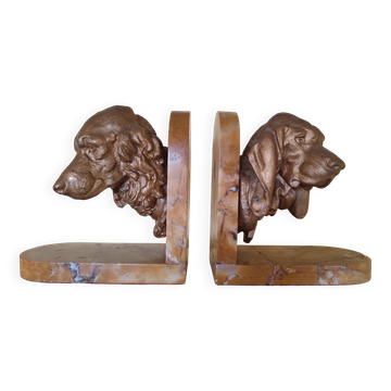 Pair of dog head bookends in spelter on marble slab, signed Lecourtier - sculptures