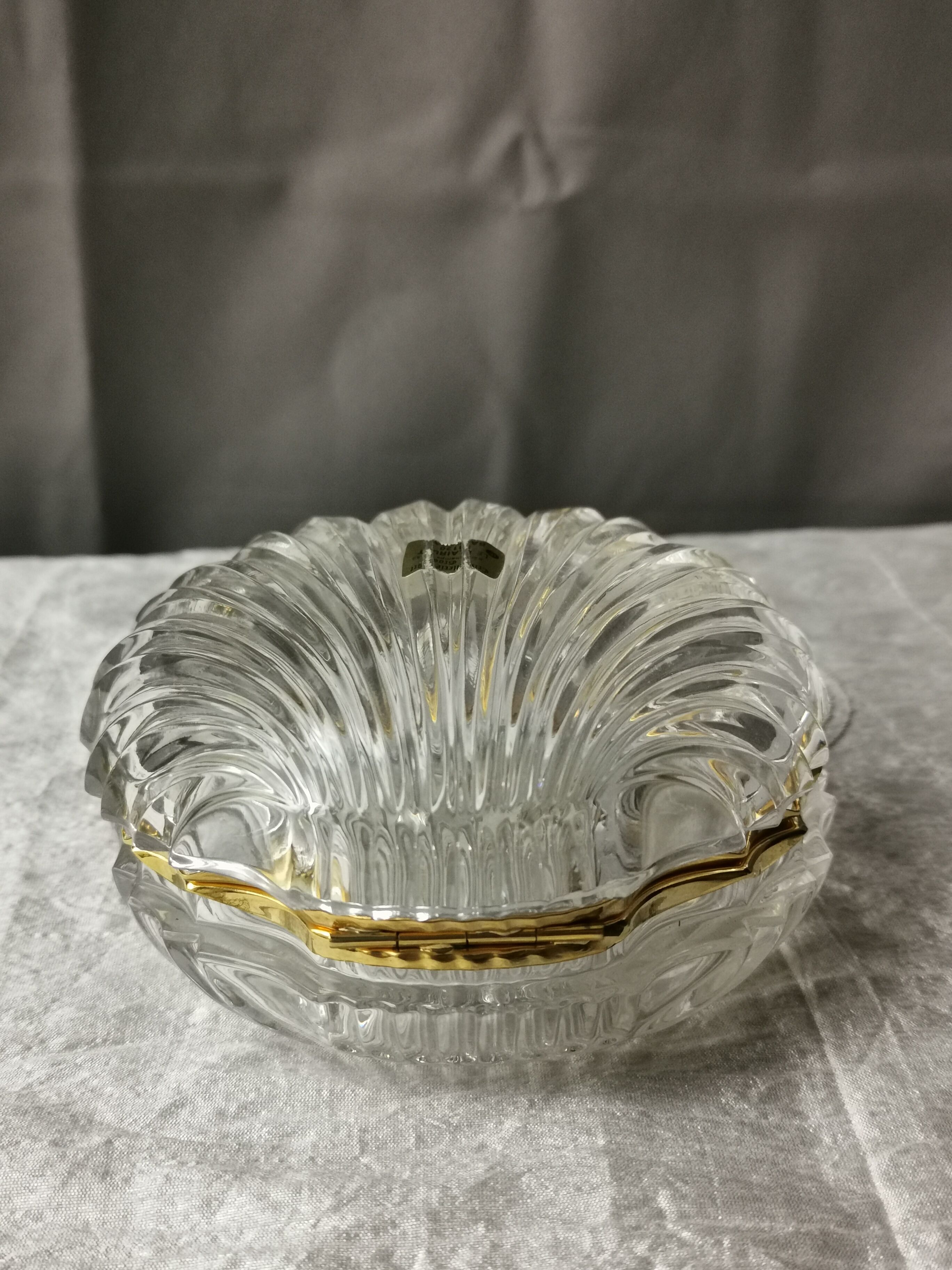 Candy "Shell" in Baccarat Crystal