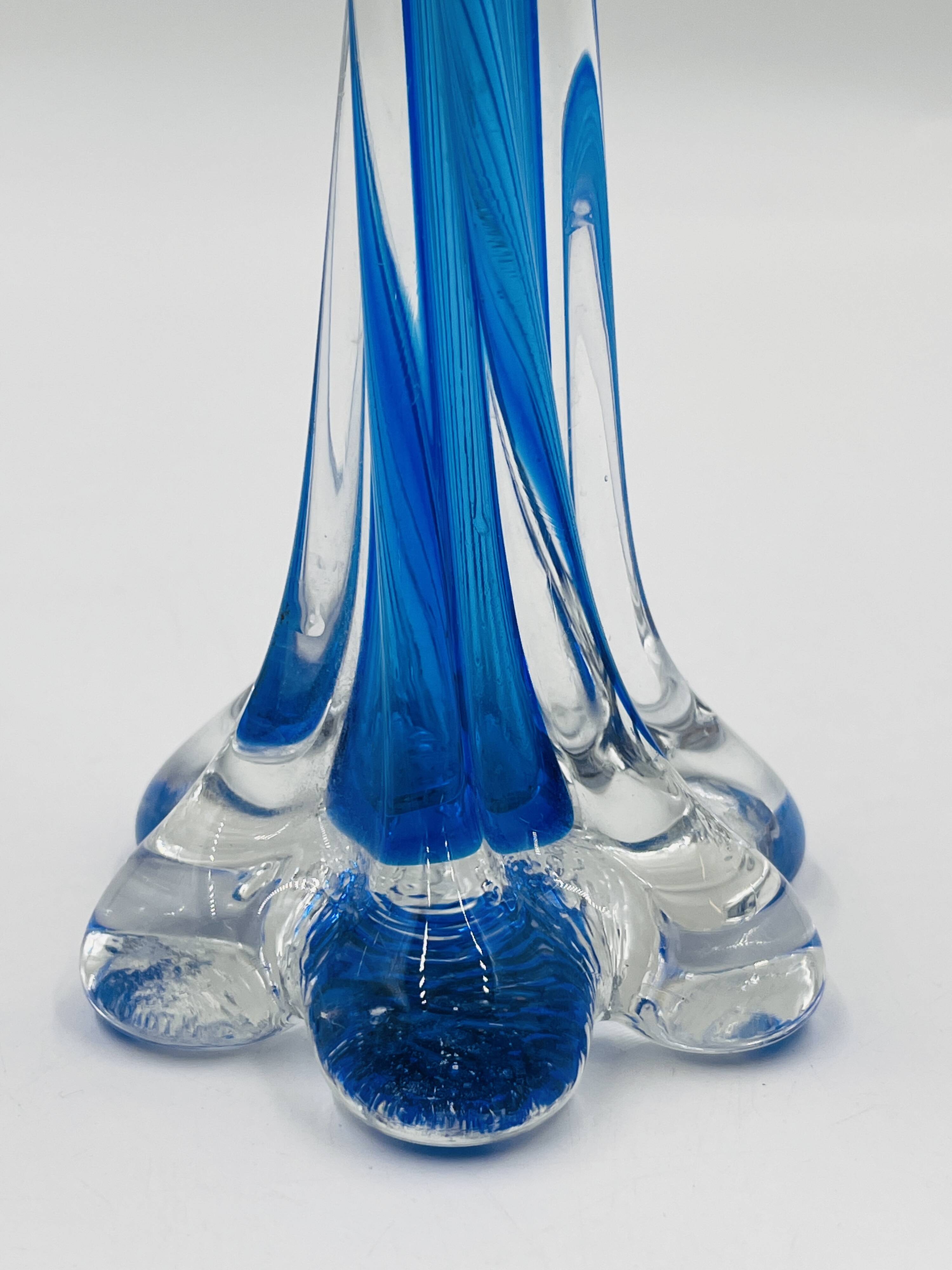 Blue elephant soliflore