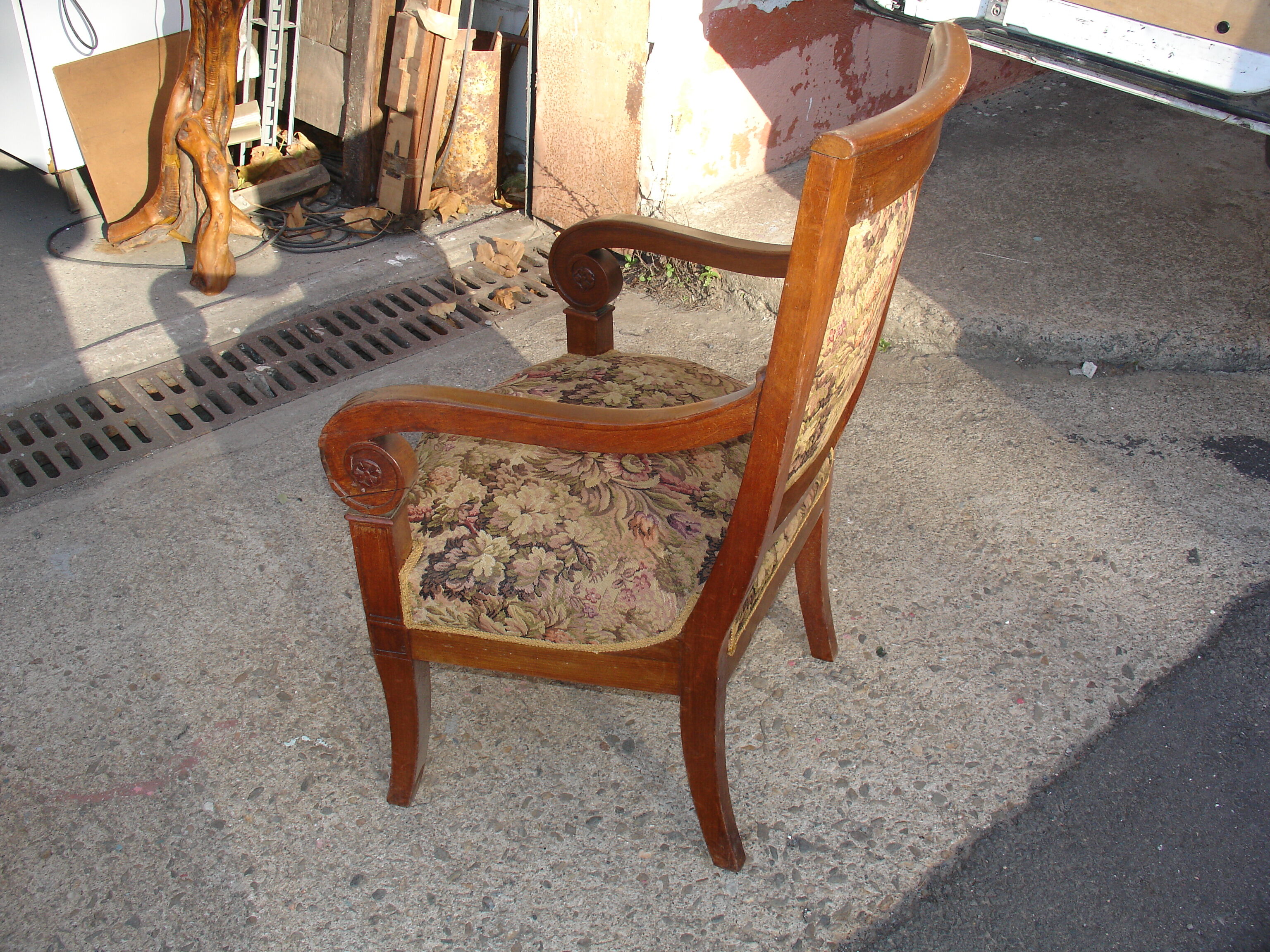 Walnut armchair from the Consulate period