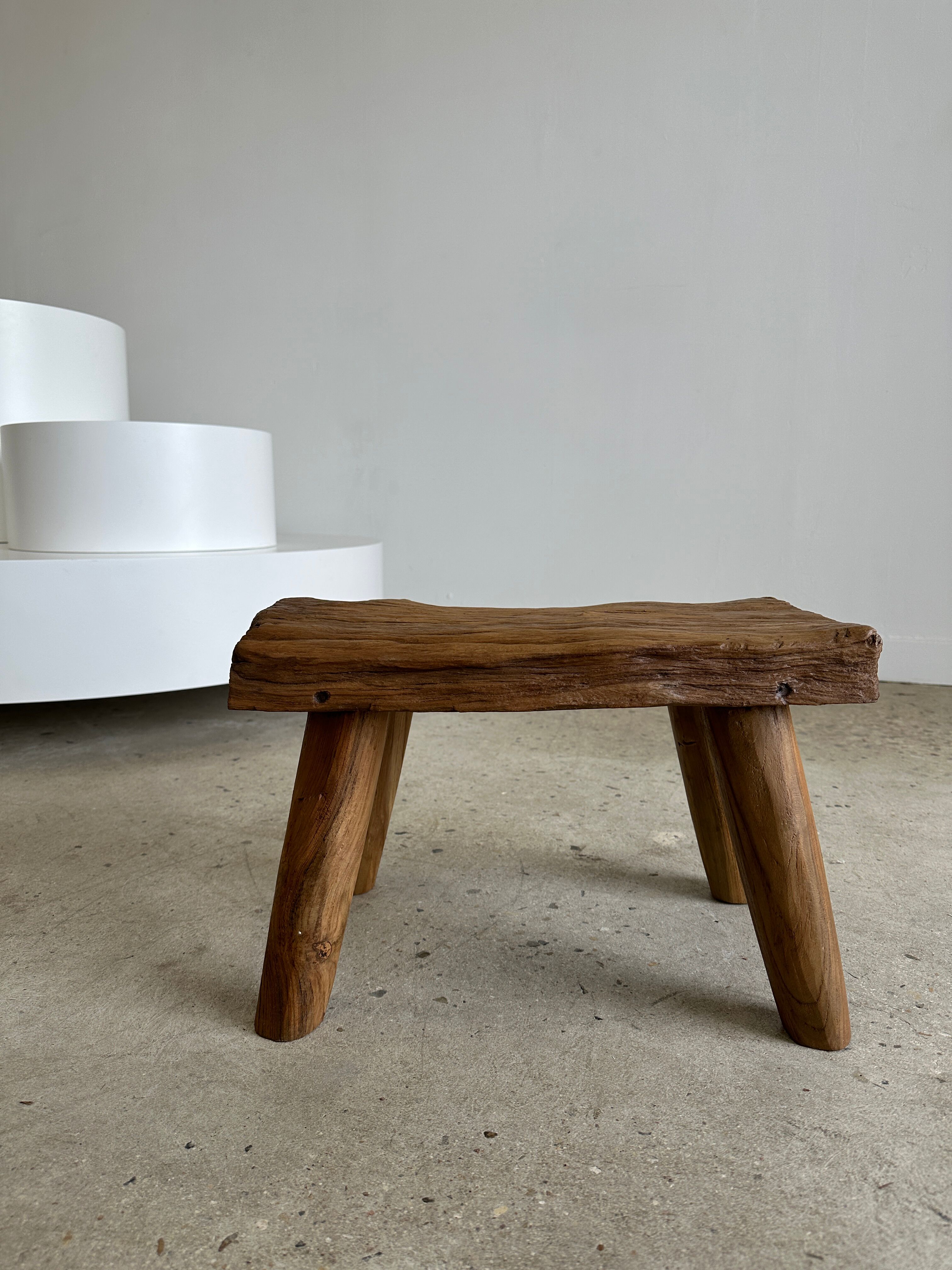 Stool in blond teak