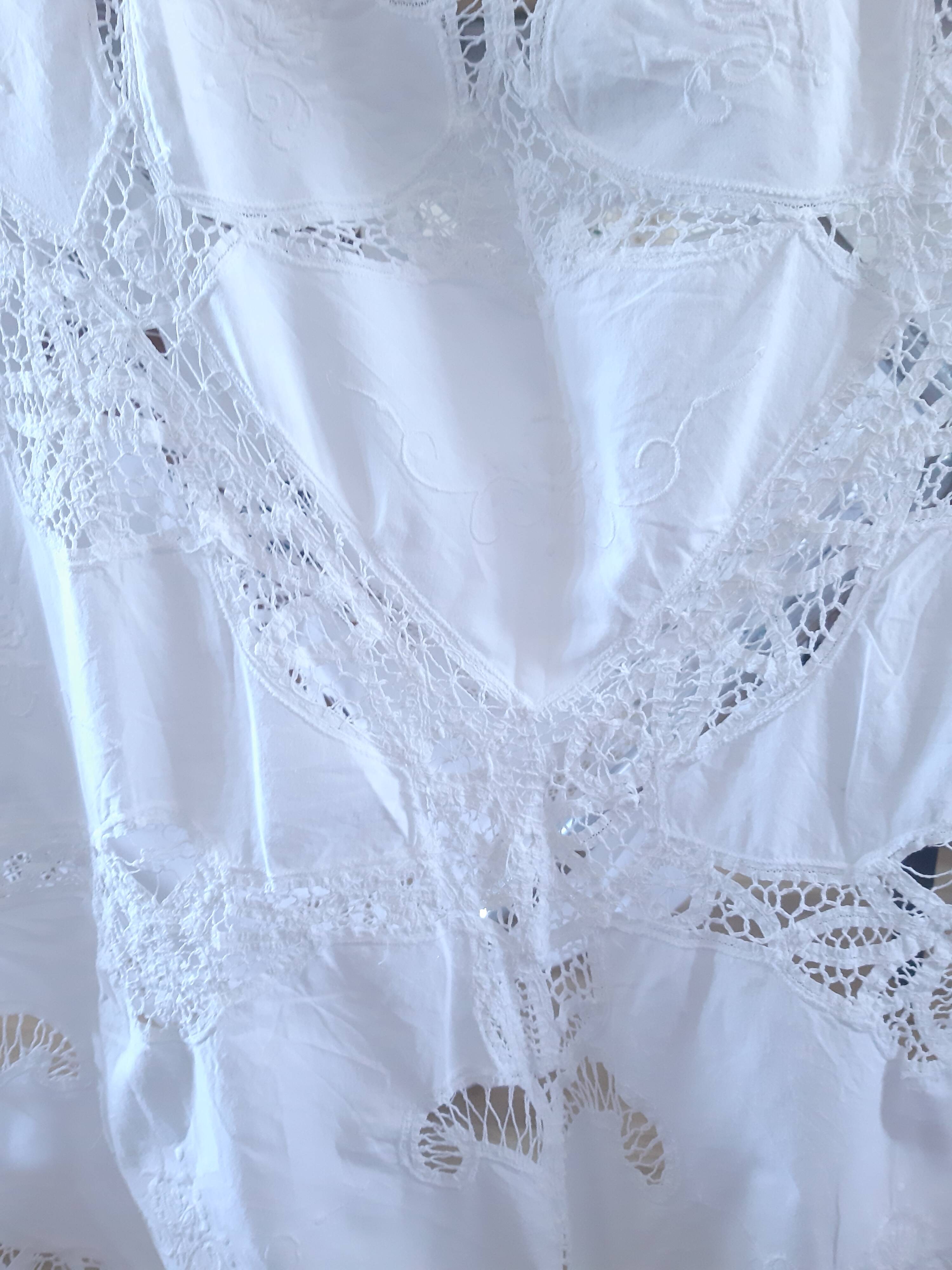 Nappe ancienne de cérémonie 230 x 150