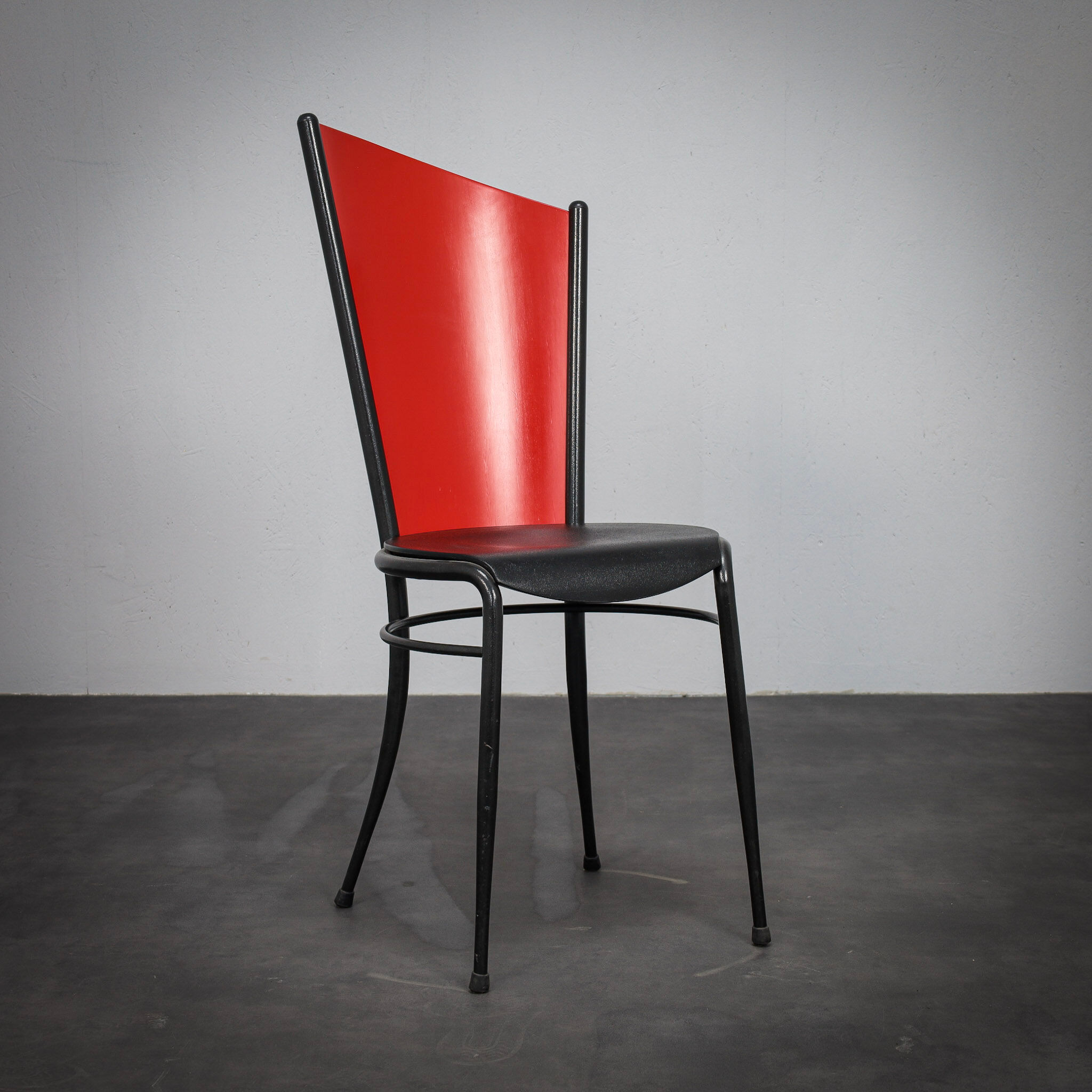 Set of 4 postmodern dining chairs, Italy, 1980s