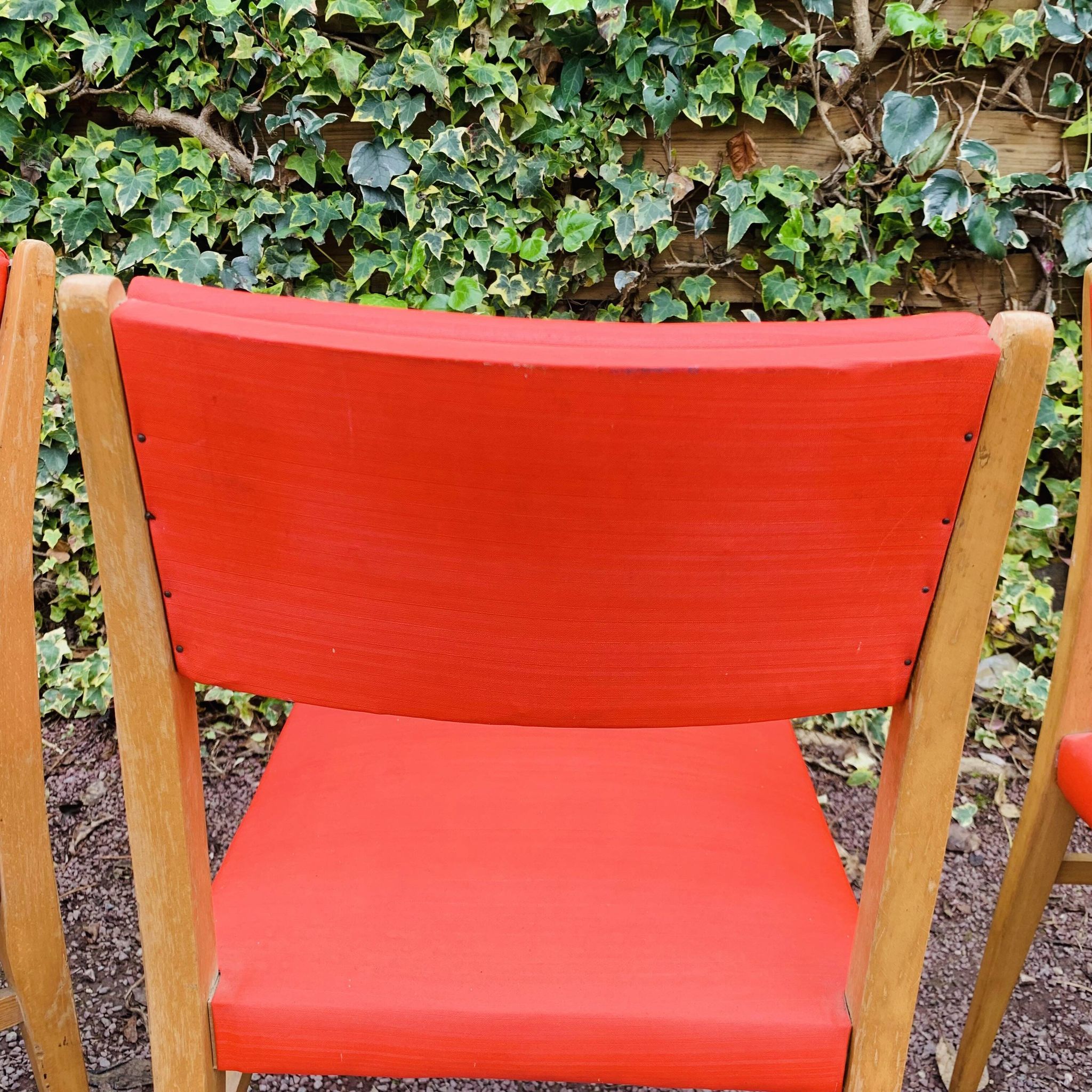 Set of 4 vintage chairs