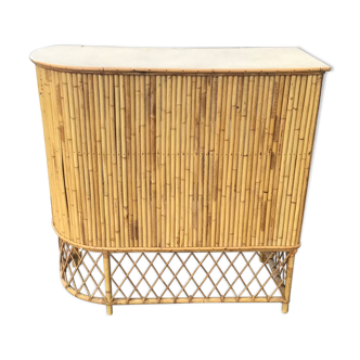 Vintage rattan bar
