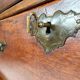 Commode haute de campagne George III / coffre sur coffre