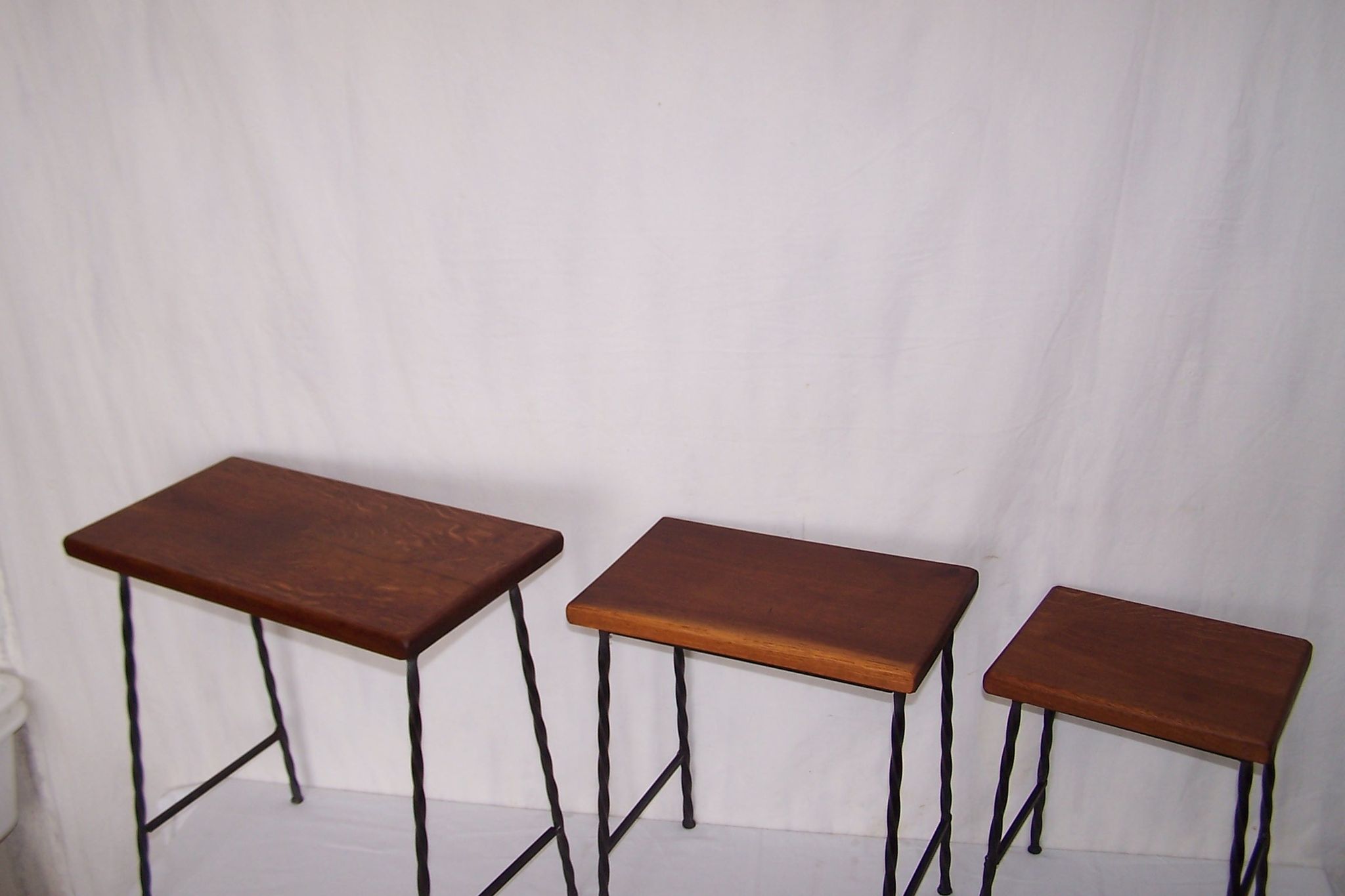 Set 3 tables gigognes années 50
