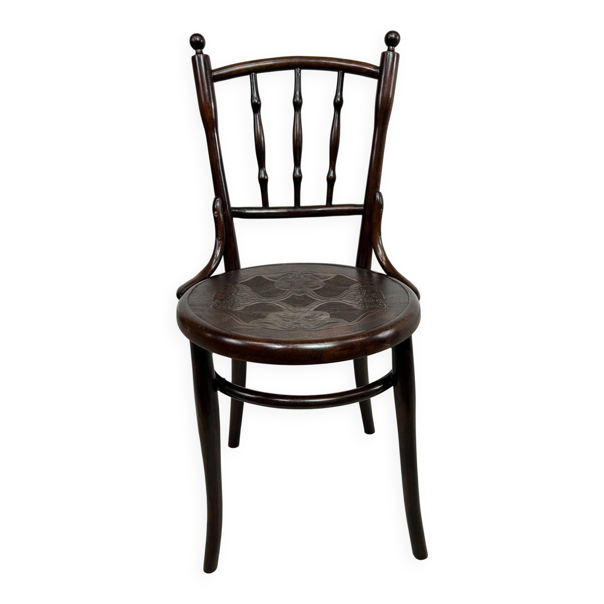 Bentwood dining chair by Thonet