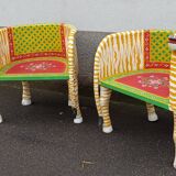 Paire de fauteuils en bois apparence "tigre"