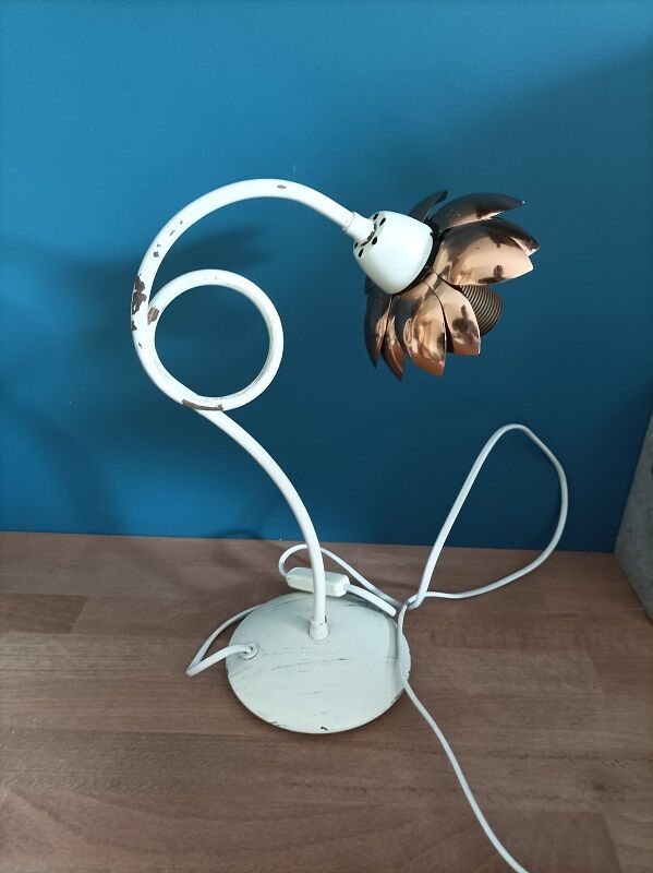 Bedside lamp patinated metal flower lotus copper