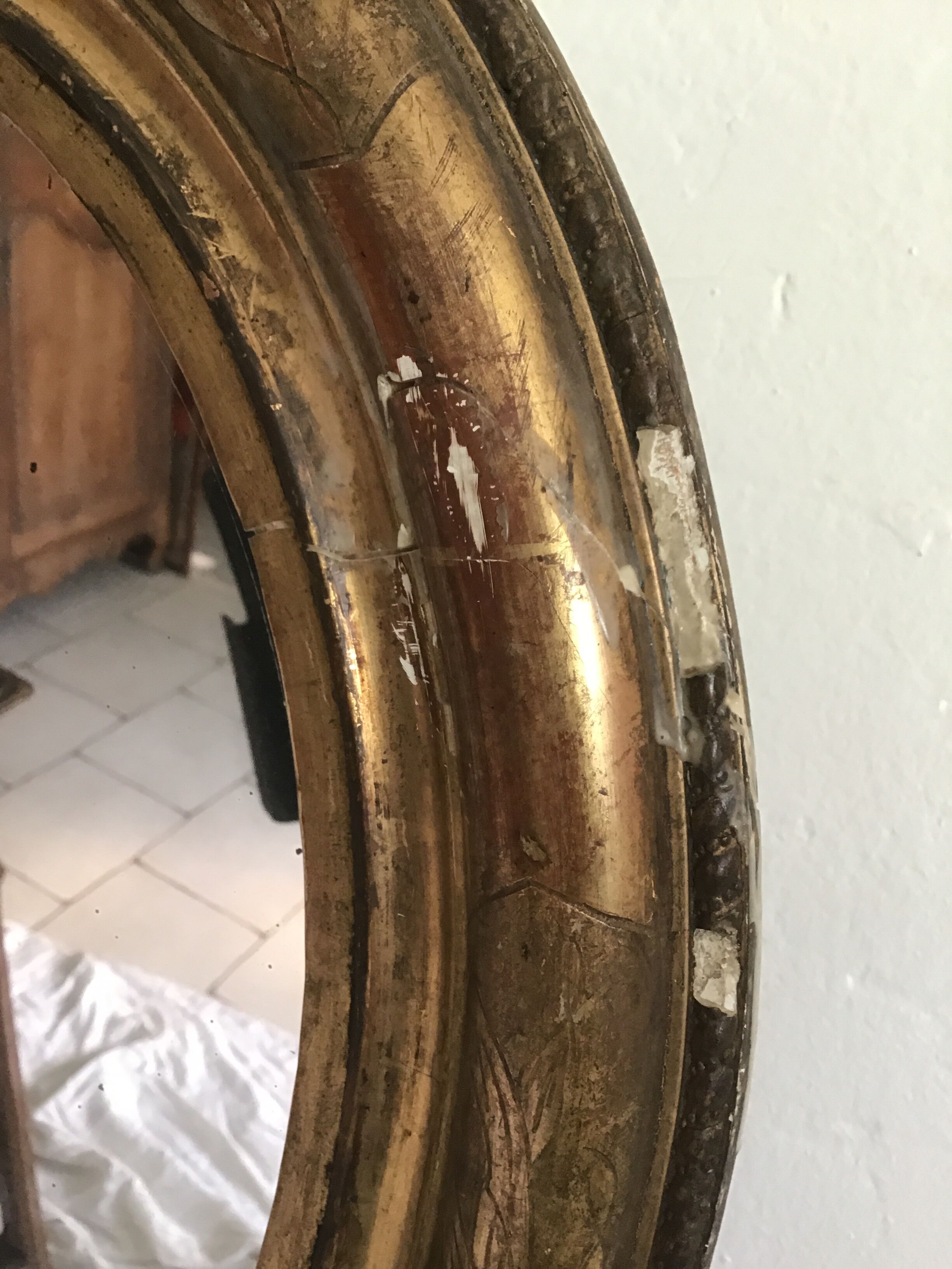 Oval mirror - 50 x 39